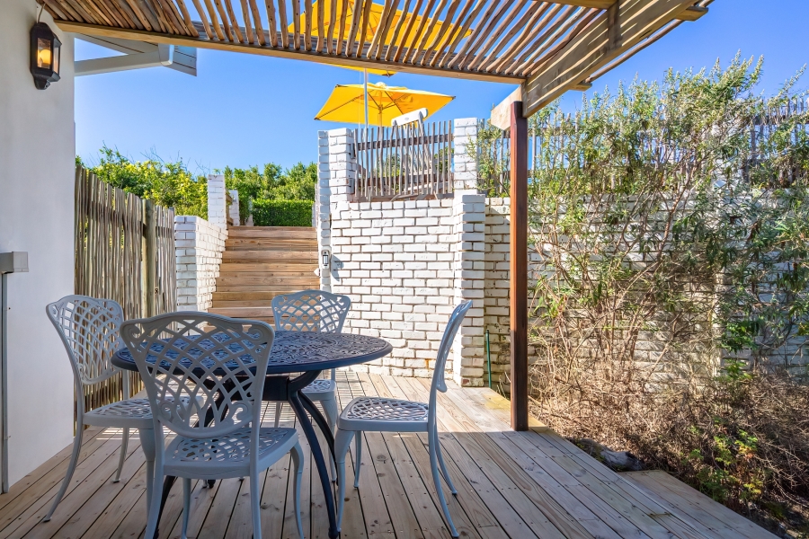 2 Bedroom Property for Sale in Keurboomstrand Western Cape
